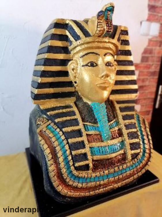 sculptura bust Tutankamon obiect decorativ