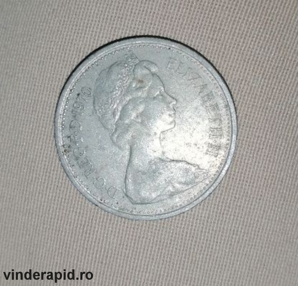 Vând moneda 5 pounds, an 1970