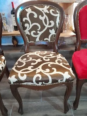 Vând scaune antice