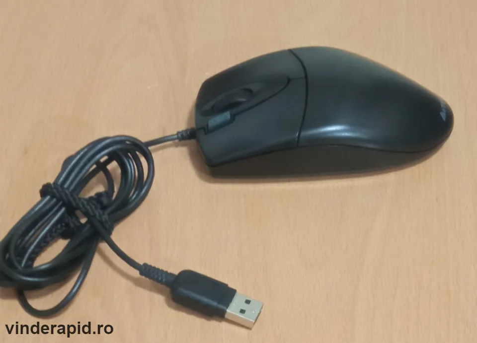 Vand Mouse Optic A4TECH cu fir si mufa USB